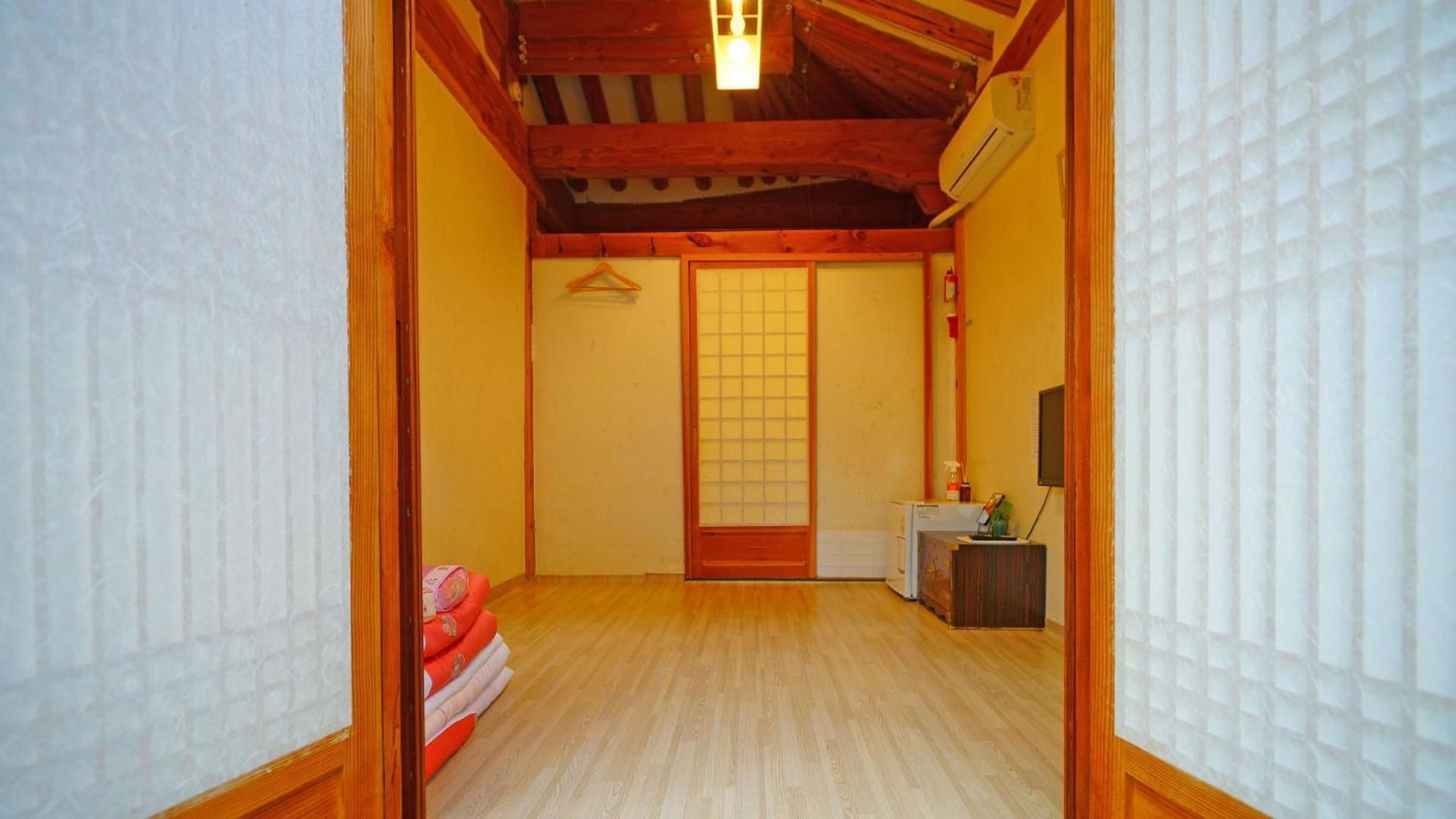 Sarangroo Hotel Jeonju Exterior photo